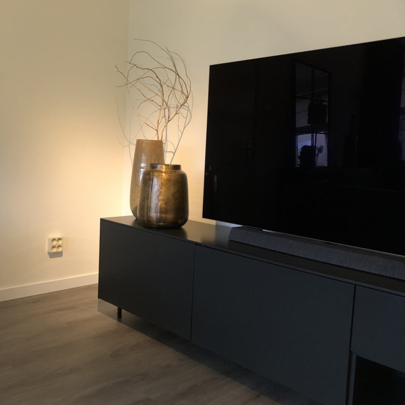 Maatwerk TV-meubel 250x45x60 cm