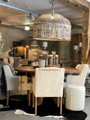 Hocker Mops in een grove witte stof H48 x D40 cm