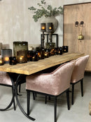 Eettafel Marijn van eikenhout met metalen onderstel