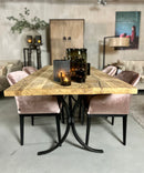 Eettafel Marijn van eikenhout met metalen onderstel