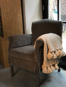 Fauteuil Woodle in een groengrijze matte velours stof