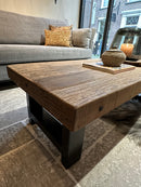 Salontafel Bas met grof houten blad en zwart stalen U-poot 120x60 cm