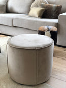 Hocker Mops in kakikleurige velours stof H42 x D50 cm