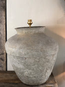 Aura Peeperkorn kruiklamp Loetje - Verweerd grijs aardewerk - 58x60 cm