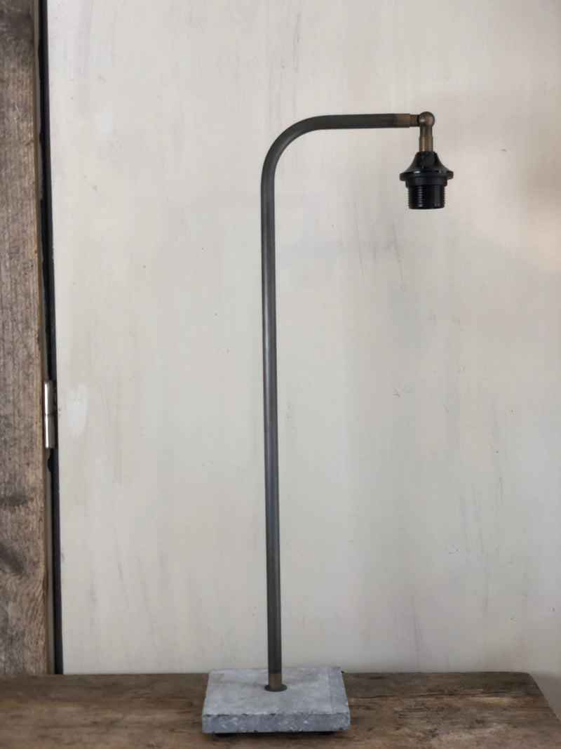 Tafellamp Mara met boog - Staal en leisteen - Verstelbare fitting