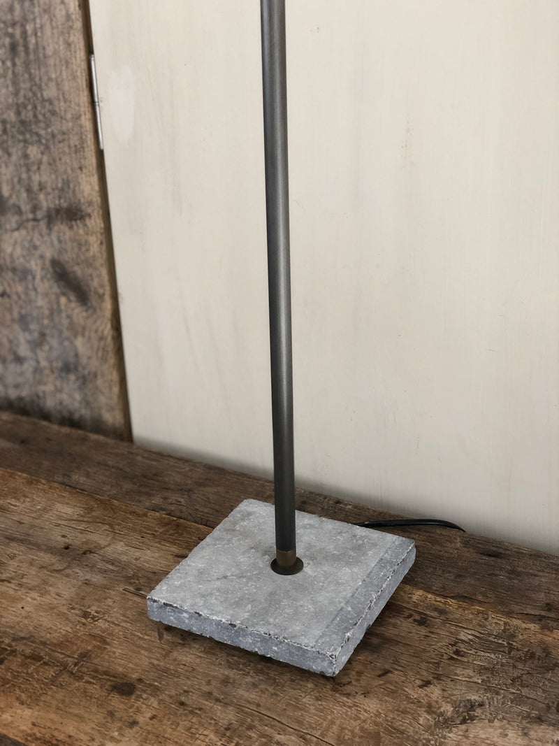 Tafellamp Mara met boog - Staal en leisteen - Verstelbare fitting