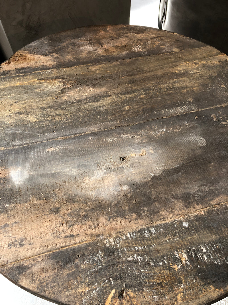Wijntafel van oud vergrijsd hout - 60 cm doorsnede