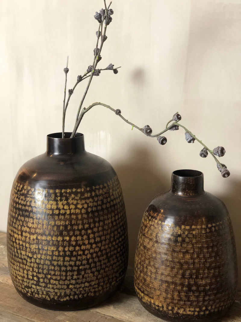 Bruine pot met patroon van ijzer - H40 x D30 cm