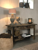 Sidetable van verweerd hout met 2 lades en onderplank - 150x50x78 cm