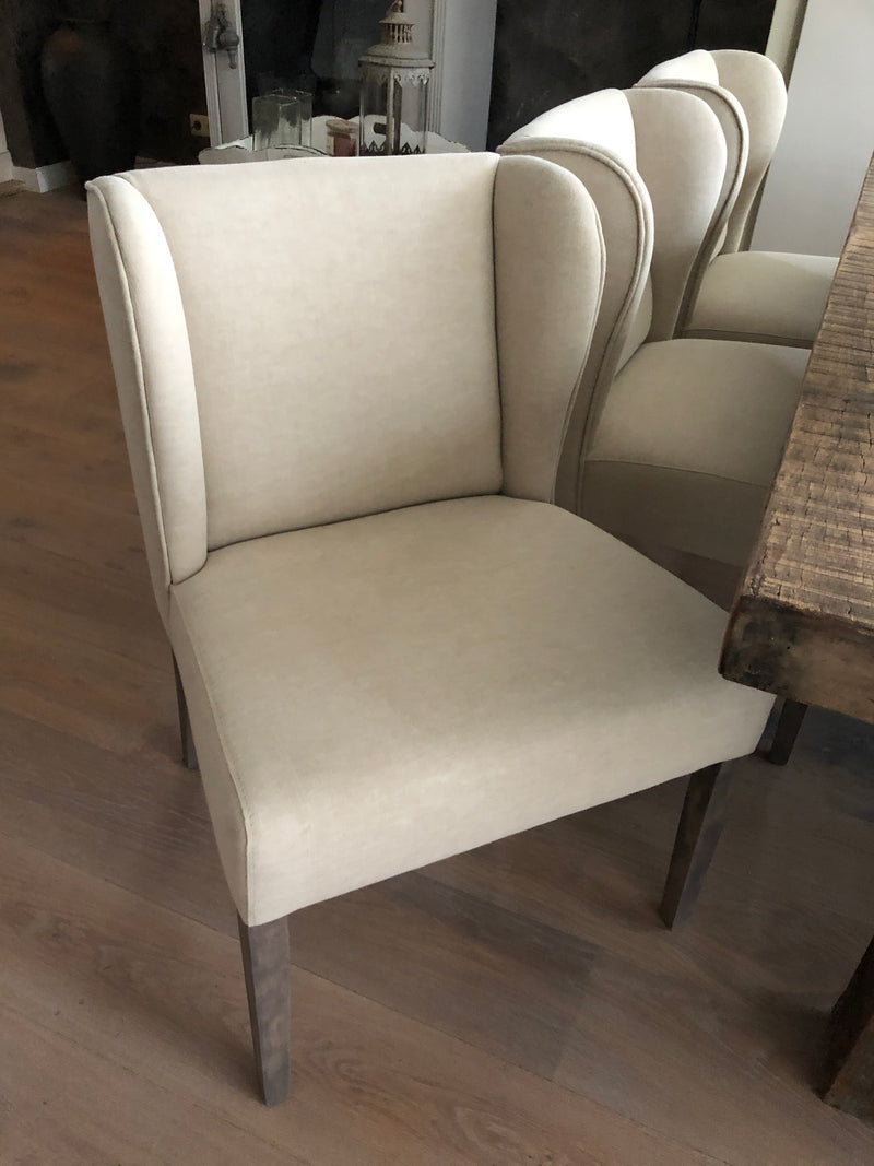 Eetkamerstoel Gina in ecrukleurige linnen-katoen stof