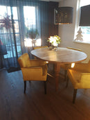 Eetkamerstoel Hill in okergeel velours met kroko print